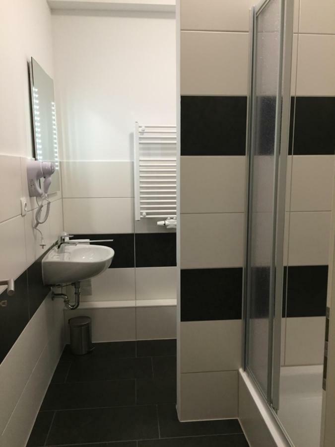 Haus Tannenhof Hotell Hannover Eksteriør bilde