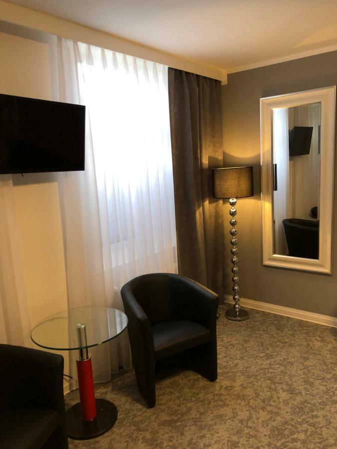 Haus Tannenhof Hotell Hannover Eksteriør bilde